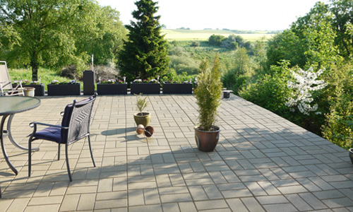 ErgoTile QUAD-REC rubber tiles on roof terrace