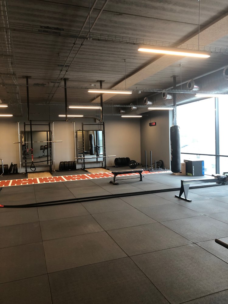 Fitness World functional training and CrossFit
