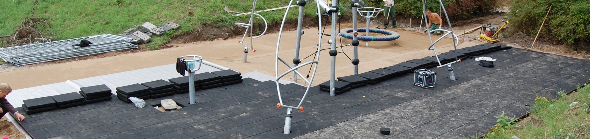 Rubber tiles, playground safety surface tiles, playground flooring, Rosengaardsskolen